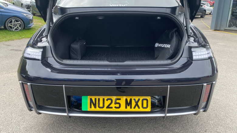 Hyundai IONIQ 6 168kW Ultimate 77kWh 4dr Auto Electric Saloon